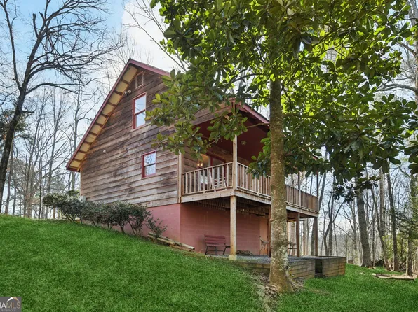 714 Deer Woods Trl, Cleveland, GA 30528