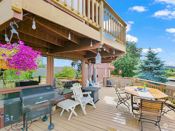 5th image of 17280 NE Lemolo Shore Drive