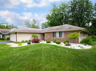 1607 Arlington Dr, Hanover Park, IL 60133