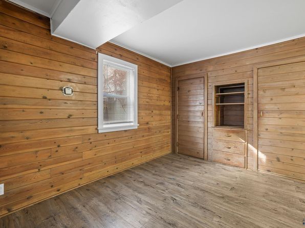 rapid-city-south-dakota-218881116 picture