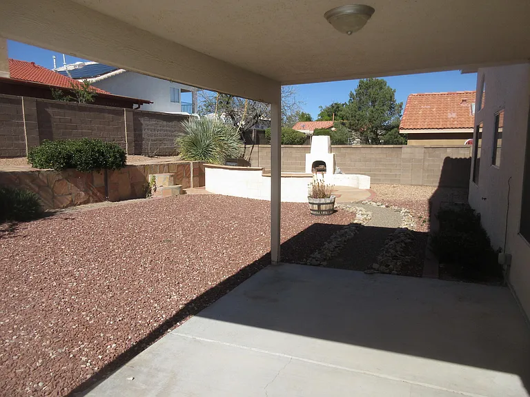 2111 Corte Del Caballo NW — Photo 48