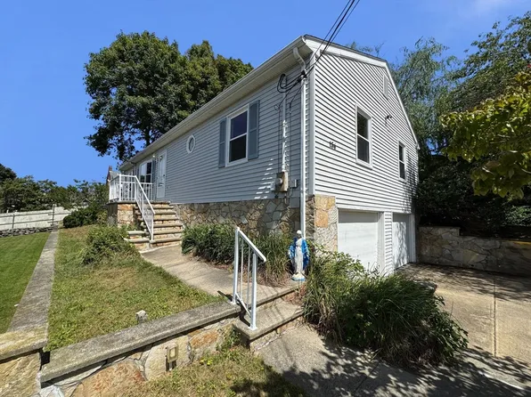 156 Bliss St, Fall River, MA 02720