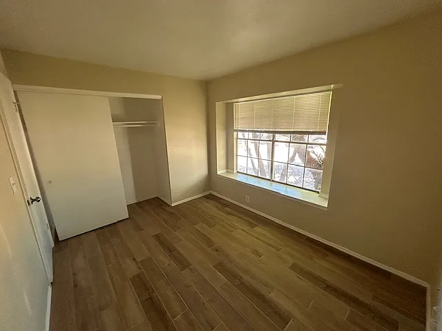 1059 E Sequoia Dr — Photo 8