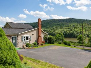 1814 Round Top Rd, Wellsboro, PA 16901