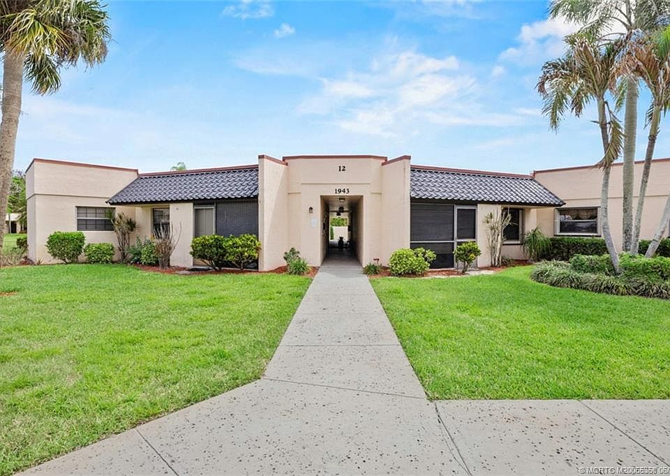 1st image of 1943 NE Collins Cir APT 50