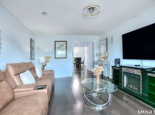 Dellwood Gardens, Bridgeport, CT 06606