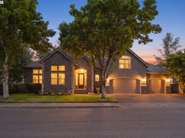 3333 Riverplace Dr, Eugene, OR 97401