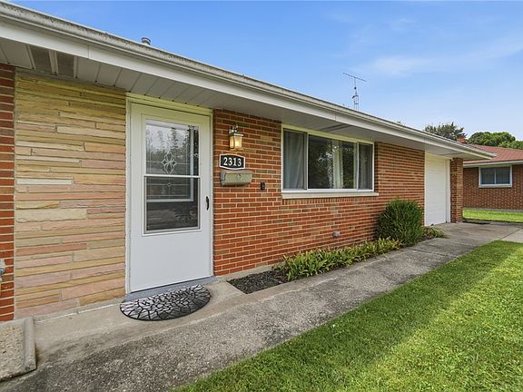 5th image of 2313 Candlewood Dr