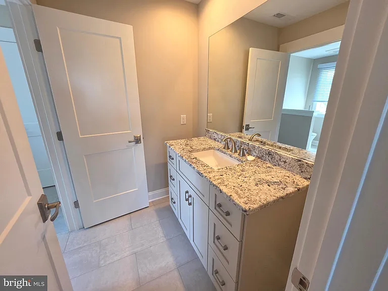 94 Wolf Creek Cir — Photo 38