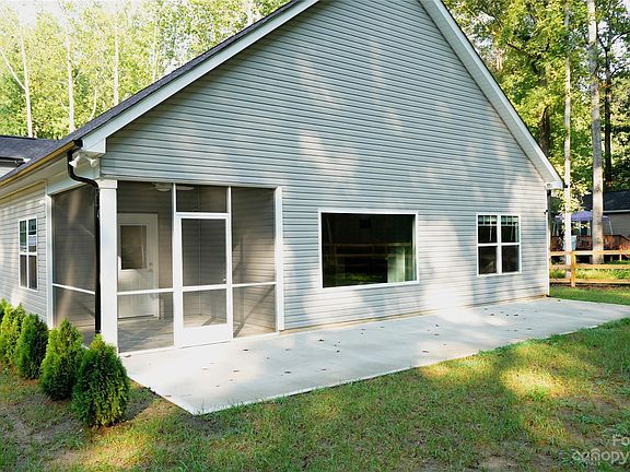 4th image of 8110 Winterwood Pl