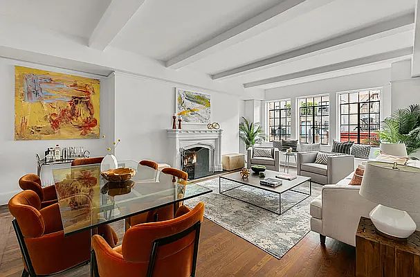 1st image of 40 E 10th St APT 7I