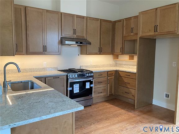 3rd image of 618 N 25th St APT C