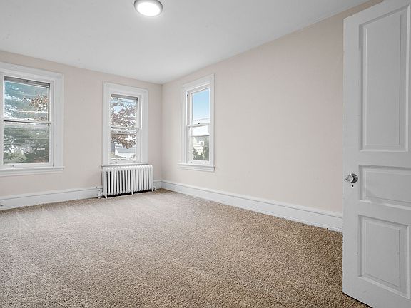 3rd image of 407 Cinnaminson Ave #15793044