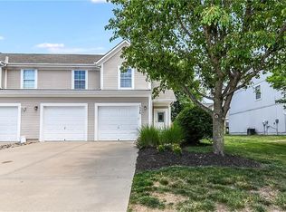 1526 S 5th St E, Louisburg, KS 66053