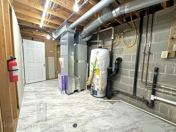 1213 Tillicum Dr — Photo 31