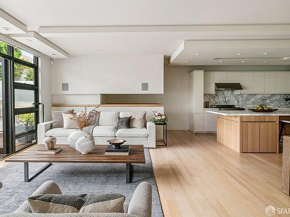 5th image of 827 N Point St #1