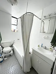 Rented by Jonis Realty