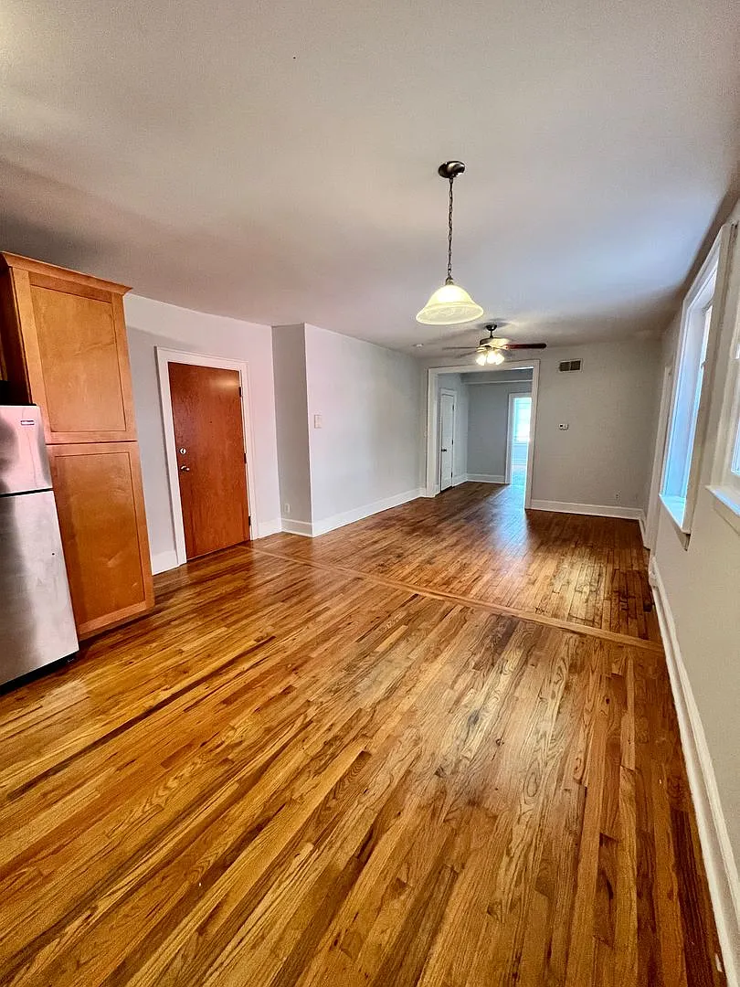 1107 W Grace St — Photo 4