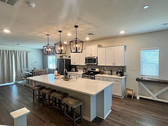 2nd image of 1001 Aspire Ave