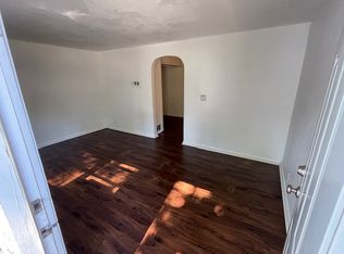 332 E South Ave APT B, Independence, MO 64050