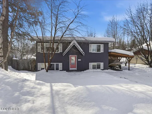 7129 Shooresin Cir, Anchorage, AK 99504