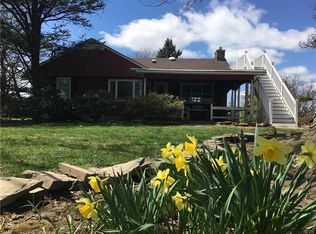 2555 Morgan Hill Rd, Easton, PA 18042