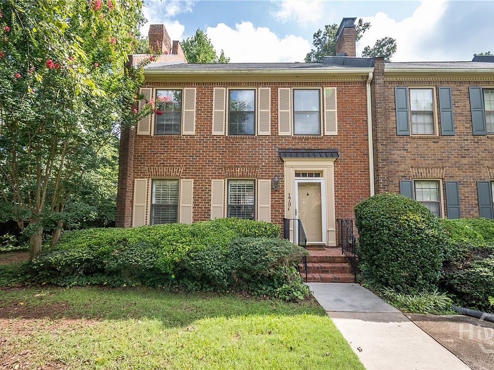 1st image of 179 S Stratford Drive