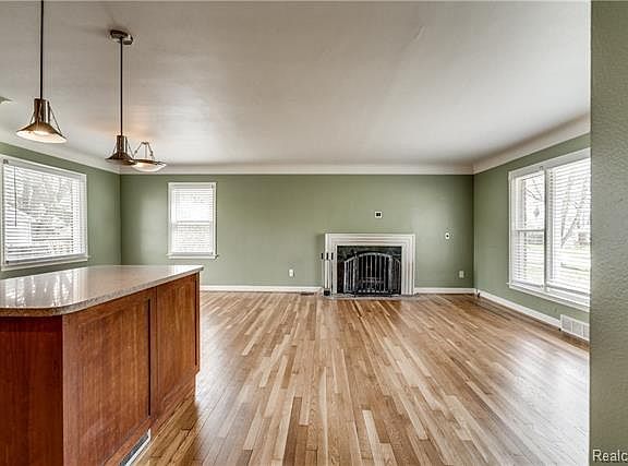 2nd image of 2436 Shenandoah Dr