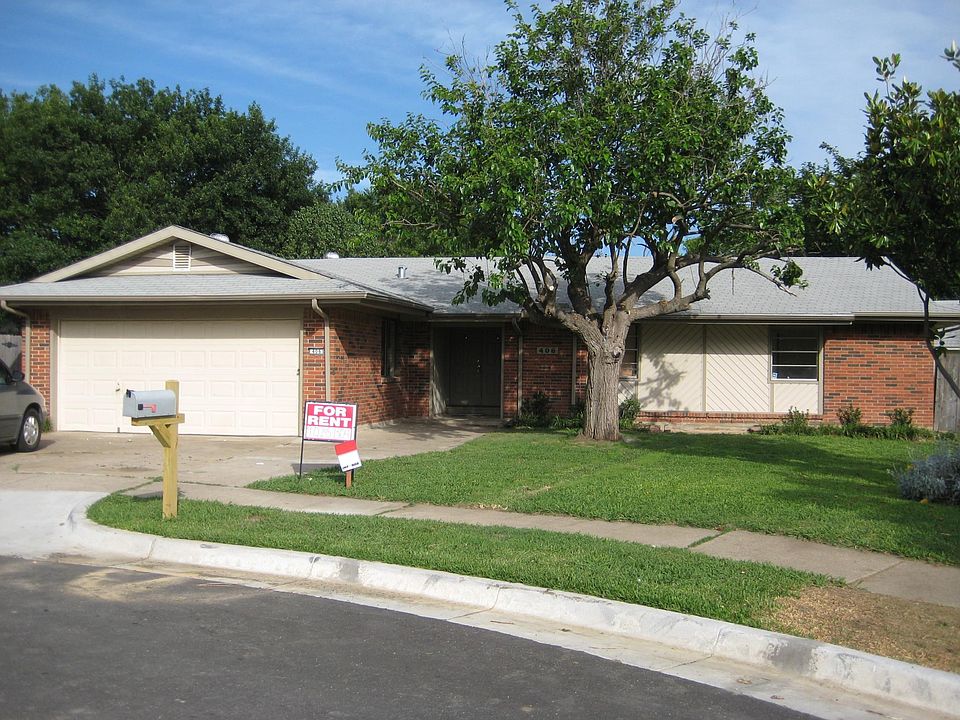 1st image of 406 Waterford Cir
