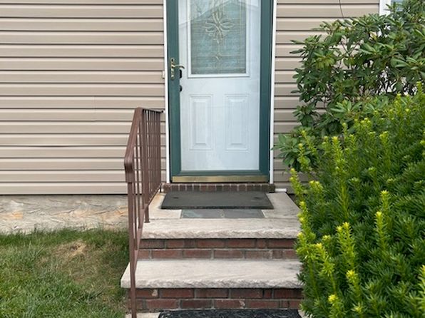 (undisclosed Address)
