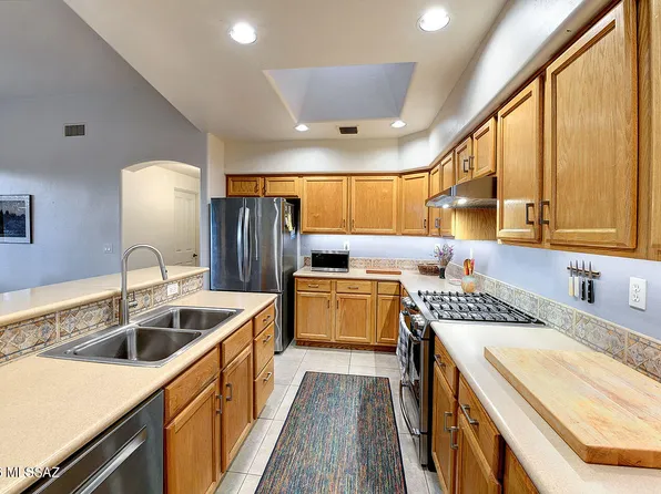 9839 E Opalite Pl, Tucson, AZ 85749