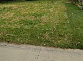 23562 Donaldson St, Clinton Township, MI 48035