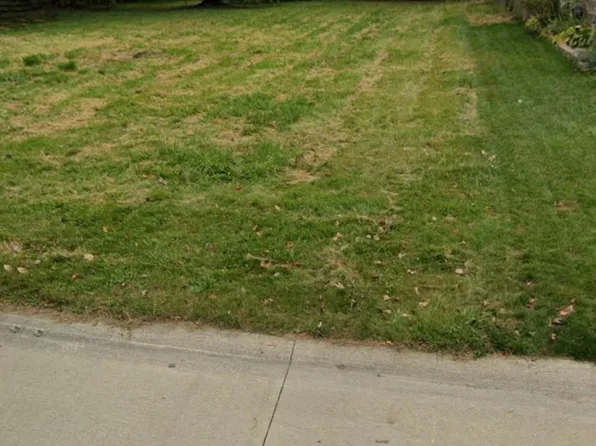 23562 Donaldson St, Clinton Township, MI 48035