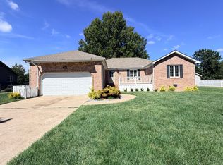 2202 Brookhaven Dr, Murray, KY 42071