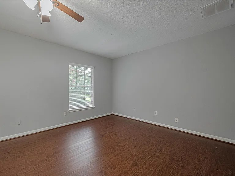3610 Bee Bayou Ln — Photo 29