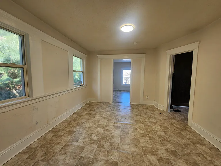 609 Griswold St #2 — Photo 7