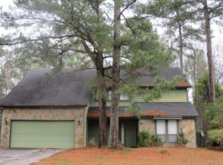 838 Chapman Cir, Stone Mountain, GA 30088