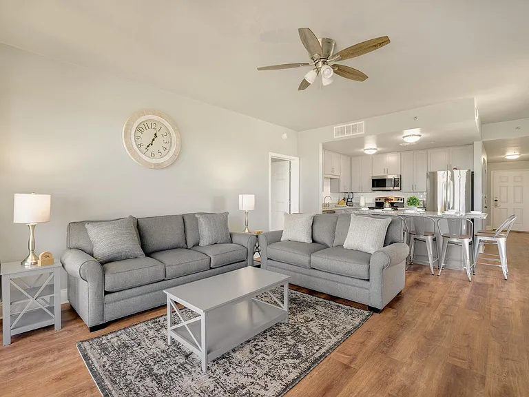 9902 S Thomas Dr #1938 — Photo 16