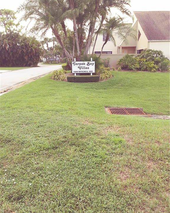 1st image of 1100 SE Mitchell Ave APT 104