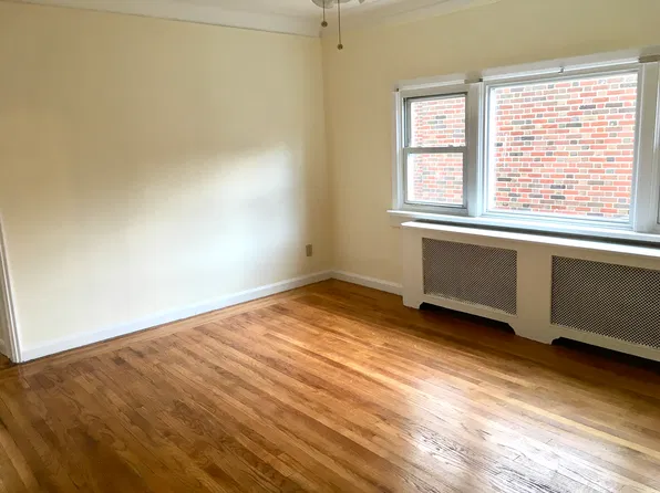 (undisclosed Address), Bronx, NY 10470