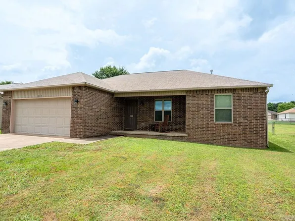 606 Summer Dr, Heber Springs, AR 72543