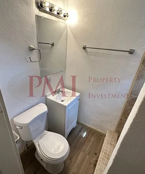 2106 College Street #6 — Photo 31
