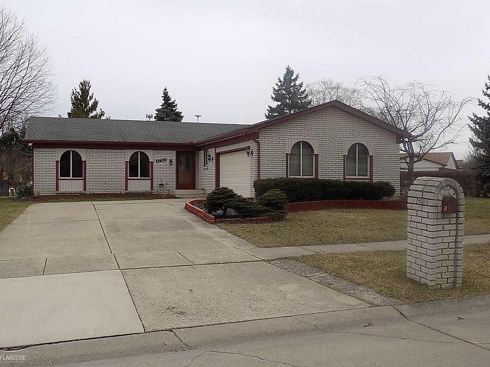 1st image of 47365 Blossom Ln