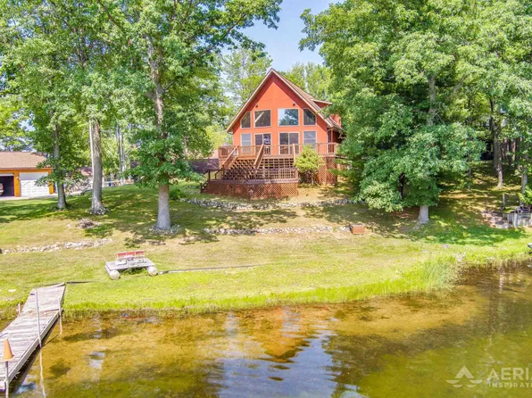 1995 Indianwood Trl, West Branch, MI 48661