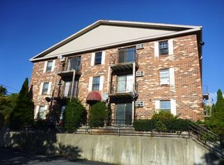 10 Hemans St UNIT 4, Worcester, MA 01605