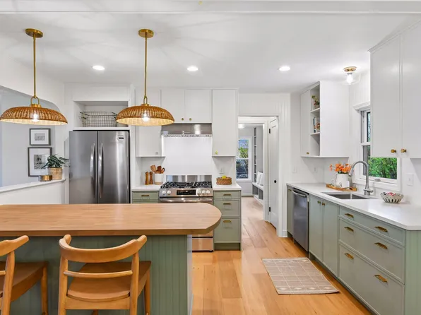 2918 Pennsylvania Ave S, Saint Louis Park, MN 55426