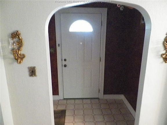 4th image of 130 W Riverview Dr