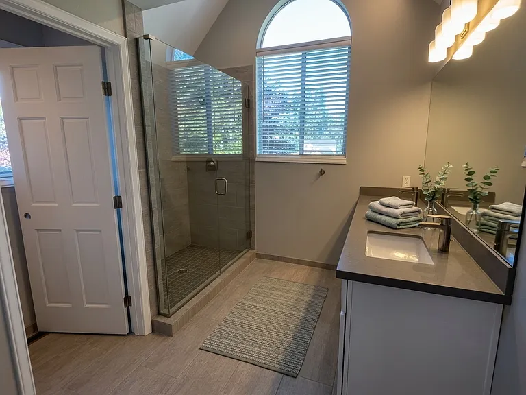 11613 SE 77th Pl — Photo 13