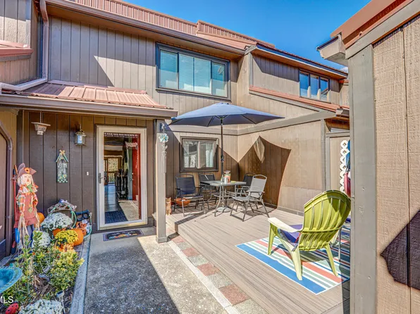 412 Manor Dr APT D, Kingsport, TN 37660