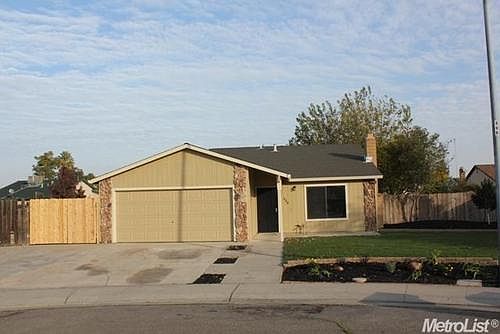 1st image of 325 Lannis Ct